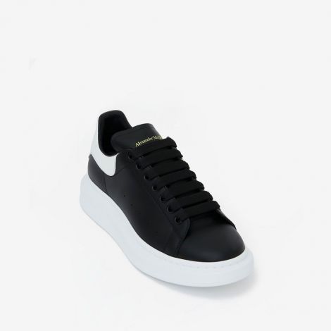 Alexander McQueen Ayakkabı Oversized Siyah - Alexander Mcqueen Oversized Sneaker Yuksek Taban Erkek Ayakkabi Beyaz Siyah Sari