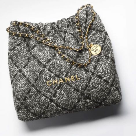 Chanel Çanta 22 Siyah - Chanel Canta Bag Chanel 22 Canta Yun Tuvit Ve Altin Detaylar Ekru Siyah