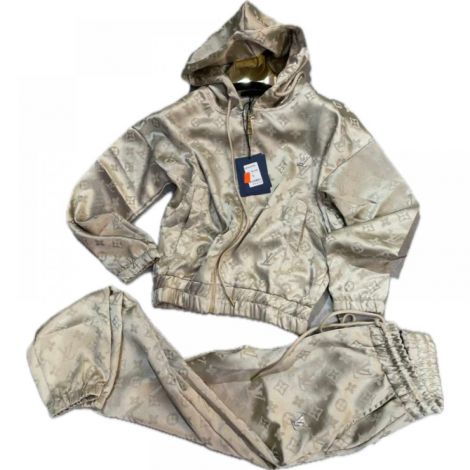 Louis Vuitton Eşofman Takımı Bej - Louis Vuitton Kadin Esofman Takimi Louis Vuitton Esofman 3600 Bej